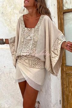 Boho Dresses Summer Casual, Boho Clothing Style, Resort Wear For Women Classy, Layered Mini Skirt, Boho Wedding Dresses, Look Boho Chic, Rok Mini, Tiered Mini Skirt, Estilo Hippie