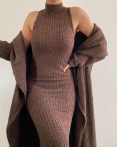 Look 80s, Stile Hijab, Trendy Dress Outfits, Elegante Casual, Teenage Fashion Outfits, Midi Dress Sleeveless, Winter Fashion Outfits, Outfits Casuales, Cute Casual Outfits