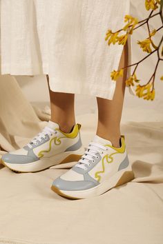 Fiamme's SS20 collection is inspired by the colors of the sky and seas. Is it an early walk at the beach or a romantic picnic during sunset. we've got you covered. Style your outfit the way you feel. Saucony Sneaker, Accessories Design