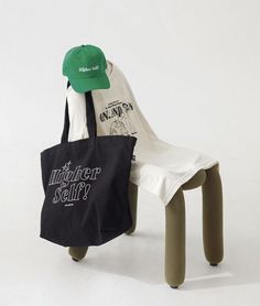 Lifestyle Merch Photography, Tote Bag Photography, Clothing Brand Shoot, Merch Photoshoot, Bag Photoshoot, Streetwear Photoshoot, T-shirt Photography, Tshirt Photography, 카드 디자인