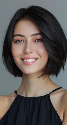 Chic Styles For Women, Women's Bob Haircut, Short Haircuts Women Round Face, Bob Cut Round Face, Short Haircut For Round Face Women, Round Bob Haircut, Bob Cute Short For Women, Haircut Short Women, Short Haircut Round Face