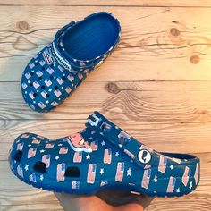 Brand New Crocs Vineyard Vines Classic Clog Toddler Size C8 Toddler Size C10 Kids Size J3 / Women’s Size 5 Kids Size J6 / Women’s Size 8 Cute Blue Non-slip Clogs, Blue Non-slip Fun Clogs, Fun Blue Non-slip Clogs, Blue Fun Slip-on Clogs, Fun Blue Slip-on Clogs, Blue Slip-on Fun Clogs, Blue Non-slip Clogs For Summer, Blue Non-slip Clogs For Spring, Comfortable Blue Clogs With Round Toe