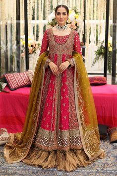 Pink And Orange Lehenga Online Pakistani Wedding Wear Pink And Orange Lehenga, Gown Dress Indian, Net Veil, Orange Lehenga, Scalloped Border, Lehenga Online, Orange Outfit, Bridesmaid Dress Styles, How To Color Eyebrows