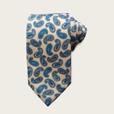 Treat yourself with a new pattern and splash of color to your look with this unique tie set. 100% Micro Fiber Handmade Package Includes: Tie Length: 59" Width: 3" Warm iron if needed Paisley Ties For Men, Blue Paisley Print Ties For Business, Classic Paisley Print Patterned Ties, Luxury Elegant Paisley Print Ties, Semi-formal Paisley Print Standard Tie, Paisley Tie, Tie Length, Unique Ties, Tie Set