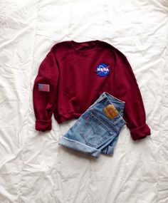 Nasa Sweatshirt, Preteen Fashion, Outfit Goals, Outfits Casuales, Teen Fashion, Perfect Outfit, Look Fashion