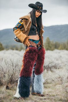 Shearling Chaps Fur Chaps, Western Jumpsuit, Western Gala, Cowgirl Chaps, Buckskin Clothing, Brand Trip, Livingston Montana, Cowboy Chaps