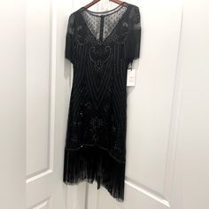 Black And Beautifully Beaded 20s Vintage Dress. Brand New With Tags From Unique Vintage . Size M Vintage Fringe, Roaring 20s, Fringe Dress, Gatsby, Unique Vintage, Vintage Black, Vintage Dresses, Midi Dress, Brand New