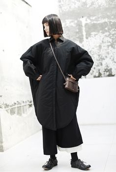 Dark Wind Japanese Loose Shirt Dress Mid-Length Cotton Coat Kimono Jac – Ofelya Boutique Japanese Fashion Winter, Kimono Outfit Japanese, Modern Japanese Fashion, Japanese Inspired Fashion, Goth Outfit Inspo, Japanese Style Clothing, Loose Shirt Dress, Style Aesthetics, Kimono Outfit