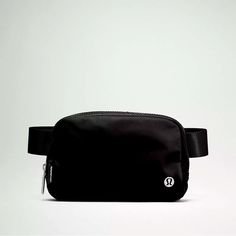 Nwt Black Small Ebb Sold Out 1 L - Goes With Every Outfit , Easy To Use Daily Bundle This With Another Lululemon To Save Fast Shipping Lululemon Fannypack, Fany Pack, Fanny Pack Outfit, Belt Bag Outfit, Black Fanny Pack, Lululemon Bags, Lululemon Everywhere Belt Bag, Everywhere Belt Bag, Silver Logo