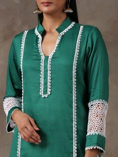 Emeral Green Lace Detail Cotton Kurta Set (Set of 2) By Label Nitika now available at Trendroots Luxury Green Unstitched Kurta, Luxury Green Kurta With Embroidered Sleeves, Luxury Green Semi-stitched Kurta, Luxury Green Top For Eid, Luxury Green Set With Embroidered Border, Cheap Green Embroidered Sets, Indian Orchre Lace Dress, Luxury Green Women's Kurta, Kurti Ideas