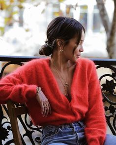 Parisian Balcony, Julie Sarinana, Fashion Styling, Red Sweater, Looks Style