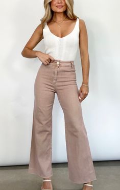 Add some style to your wardrobe with Lane 201's City Girl Chic Pants! These pants are high-waisted and is the perfect color of baby blue that will look good with just about anything! Pair this top with your favorite top and you can wear these pants out for a casual date night! 98% Cotton 2% Spandex Hand wash cold Lane 201, Casual Date Night, Chic Pants, Casual Date, Outfits Fall, Outfit Inspo Fall, City Girl, Outfit Summer, Women Clothing Boutique