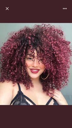 Plum Red Curly Hair, Plum Curly Hair, Magenta Curly Hair, Afro Hair Color, Red Hair Tips, Curly Women, 3b Hair, Afro Style