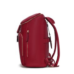 Angela Backpack- where sleek style meets practicality. Its minimalist exterior hides a spacious interior with dedicated sleeves for your laptop and tablet. With its unique square shape and versatile design, it effortlessly complements both business and casual settings, making it the perfect accessory for modern individuals on the go. Modern Leather Backpack For School With Large Capacity, Modern Large Capacity Laptop Bag For School, Modern Leather Backpack For Office With Large Capacity, Modern Rectangular Backpack With Zipper Closure, Modern Backpack With Zipper Pocket, Modern Laptop Bag With Removable Pouch For School, Modern Large Capacity Leather Backpack For Office, Versatile Leather Backpack With Zipper For Office, Versatile Leather Backpack For Office With Zipper Closure