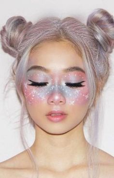 #wattpad #de-todo Definición personal de lo que significa la palabra tumblr, utilizada en un contexto de estilo y moda Carnaval Make-up, Makeup Contouring, Makeup Cantik, Festival Make Up, Mekap Mata