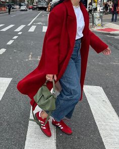 The Colourful Trainer Trend Is Already Dominating 2024 Style | Who What Wear UK Red Coat Outfit, Mantel Outfit, Trainers Outfit, Samba Outfit, Skandinavian Fashion, Denim On Denim, Looks Street Style