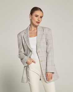 Tailored to give you that sophisticated look - perfect for work, travel, and everything in between. A sleek single breasted blazer, slightly fitted at the waist to accentuate your figure. Details Model is 5'9" and wears a size small. Care: Do not wash. Do not bleach. Warm iron under damp cloth. Dry clean only. Composition: 69% Polyester | 29% Rayon | 2% Spandex | 7DIAMONDS Women's Adley Plaid Blazer in Light Grey | Size Medium | Polyester Chic Career Suits With Welt Pockets, Chic Single Breasted Business Suits, Chic Structured Business Casual Suits, Chic Tailored Blazer For Work, Chic Structured Business Suits, Chic Single-breasted Office Suits, Professional Structured Office Blazer, Elegant Blazer With Welt Pockets For Work, Sleek Notch Lapel Blazer Dress For Business Casual