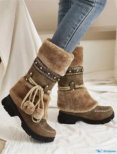 Fall Heels, Snow Boot, Snow Boots Women, T Strap Sandals, Boot Pumps, Grey Shoes, Suede Loafers, Fashion Winter, Calf Boots