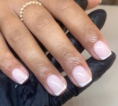 Short White Tips, Opi Gel Nail Colors, Almond Nails Pink, Blush Pink Nails, Subtle Nails, Smink Inspiration, Grunge Nails