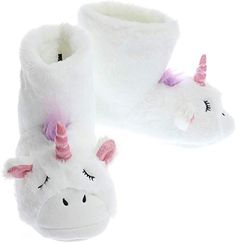 These unicorn slippers shaped like boots are perfect to protect you from the cold, its plush look will comfort your feet and heart during your winter evenings that you will spend warm and cuddly wrapped in your clothes! The material provides a wonderful feeling of softness Fits perfectly with a onesie Indoor use only!⚠️ Available in several sizes We advise you to take your usual size Comfortable Plush Slippers For Winter, Comfortable Plush Winter Slippers, Cute Winter Slippers With Plush Lining, Cozy Soft Booties With Round Toe, Comfortable White Winter Booties, Plush Slippers With Round Toe And Plush Lining, Indoor Winter Booties With Round Toe, Winter Round Toe Booties, Cute White Winter Booties