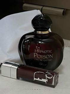 Koleksi Parfum, Phone Case Collection, Cherry Wine, Culture Magazine, Dark Feminine Aesthetic, روتين العناية بالبشرة, Perfume Scents, Perfume Lover, Red Aesthetic