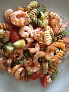 pasta salad with shrimp, tomatoes and cucumbers