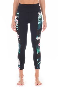 Stretch, sweat and take it off duty. The high-waist activewear legging is made with our signature sculpting, smoothing Brazilian Supplex fabric with breathable mesh details that contour & keep you cool. Complete with a touch of our unique tropical print, and hidden side pockets for those essentials when on the run. Workout leggings with pockets Inseam length: 26" Shrink & fade resistant Perforated mesh for temperature control Soft internal elastic for support Breathable & sweat wicki Pizza Pool Float, Track Leggings, Activewear Print, Tropical Prints, Panel Leggings, Zipper Jeans, Kenny Chesney, Leggings With Pockets, On The Run