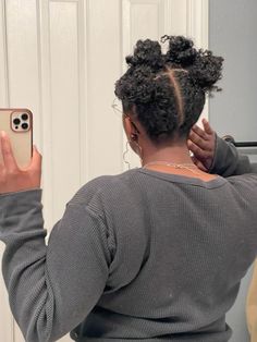 4c Buns Hairstyles, Twa 4b Hair, Twist Low Bun, Natural Hair Bun Styles, Quick Natural Hair Styles, Natural Hair Beauty, Low Bun