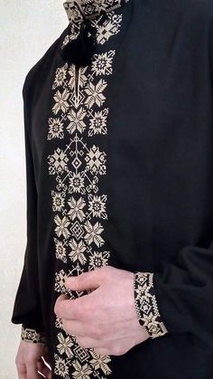 Pakistani Kurta Designs, Ukrainian Clothing, Mexican Fashion, Mens Kurta Designs, Kurta Style, Mens Fashion Wear, Fancy Kurti, Mens Designer Shirts