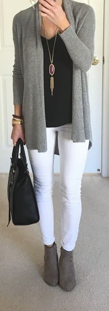 Comfortable and nice looking! I love this! I'd even wear the ankle boots for this. Fashion Trend Inspiration, Spring Work Outfits, 2017 Fashion Trends, Casual Work Outfits, Sweaters And Leggings, Striped Cardigan