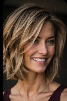 Medium Length Honey Blonde Hair, Mom Haircuts, Haircuts For Medium Length Hair, Oval Face Haircuts, Oval Face Hairstyles, Oval Face, Haircuts For Medium Hair, Oval Faces