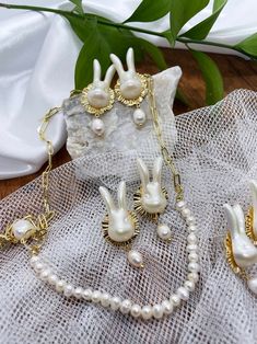 The White Rabbit, Oh Dear, Starfish Earrings, Magical Jewelry, Coin Pearls, Wedding Jewelry Earrings, The Rabbit, White Rabbit, Lovely Jewellery