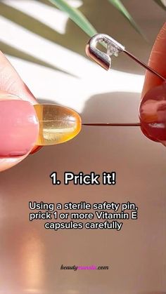 Step by step guide on how to apply vitamin E capsules for skin. Vitamin E Capsules For Face, Vitamine E Capsules, Skin Care Diy, Vitamin E Capsules, Diy Skin Care Recipes, Skin Care Wrinkles, Facial Skin Care Routine, Skin Care Remedies, Nail Length