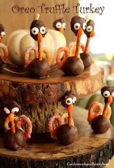 there is a cake decorated with turkeys and pretzels on the top of it