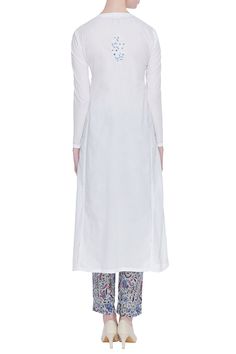 White flared kurta with floral motif chikankari work. Comes with printed pants and blue tassel dupatta. 
No of components: 3 
Neckline: Round 
Sleeve Length: Full  
Split neck  
Tassel dupatta    - Aza Fashions Chikankari Kurta Set, Full Split, Chikankari Work, Chikankari Kurta, Kurta Set For Women, White Flares, Blue Tassel, Kurta Set, Printed Pants