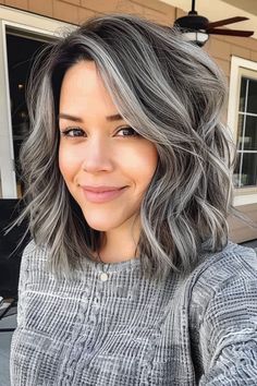 Salt And Pepper Bob Haircut, Brunette Grey Blending, Hair Colour Grey, Blending Highlights, Black And Gray Hair, Grey Blending, Pepper Hair, Grey Hair Transformation, Salt And Pepper Hair