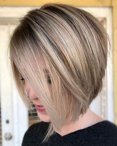 Bob Riccio, Anting Manik, Chin Length Haircuts, Best Bob Haircuts, Shoulder Length Bob, Chin Length Bob, Chin Length Hair, Angled Bob