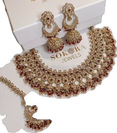 Wine Colour Jewellery Set, Maroon Jewellery Set, Festive Red Gold-plated Kundan Necklace, Elegant Red Kundan Gold-plated Necklace, Flat Necklace, Gold Dual-tone Bollywood Necklace, Matching Earrings, Antique Gold, Necklace Set