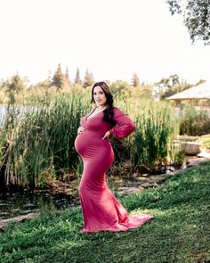 Our Bishop Sleeve Sweetheart Pregnancy Gown with Mini Train is the perfect look for a special event or photoshoot! This maternity gown features a sweetheart neckline, long bishop sleeves and flattering form fitting bodice. This gorgeous maternity gown is the perfect addition to your Mama must haves! (Pictured in Burgundy.) Pink Long Sleeve Maternity Maxi Dress, Long Sleeve Pink Maxi Dress For Maternity, Long Sleeve Maternity Dress For Wedding, Long Sleeve Maternity Gown, Elegant Long Sleeve Maternity Gown, Pregnancy Gown, Burgundy Gown, Maternity Styles, Maternity Gown