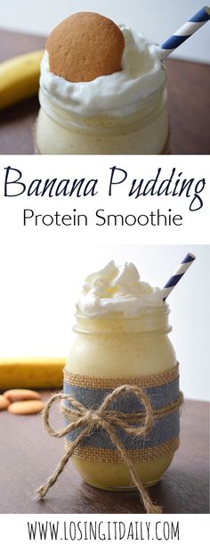 banana pudding protein smoothie in a mason jar