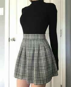 Pakaian Feminin, Populaire Outfits, Ținută Casual, A Skirt, Plaid Skirt, Inspired Outfits, Mode Inspo