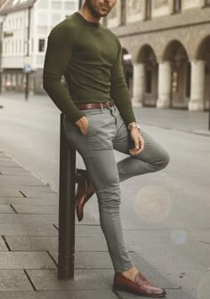 With grey trousers, brown shoes and belt | #menssweater #mensclothing #casualstyle #fashionstyle Trendy Shoes For Men, Stylish Men Casual, Mode Casual, Mens Fashion Casual Outfits, Stylish Mens Outfits, Fashion Casual Outfits