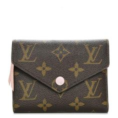 Louis Vuitton Wallet Victorine Monogram Brown/Rose Ballerine Luis Vuitton Wallet, Leather Handbag Patterns, Louise Vuitton, Canvas Wallet, Popular Bags, Lv Handbags, Louis Vuitton Wallet, Vintage Louis Vuitton, Vuitton Bag