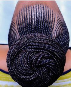 Hair Plaiting, Elegant Braids, Hair Braiding Styles, Hair Pic, Braids Updo, Braid Bun, Cornrows Styles