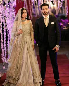 Pakistani Dresses For Engagement, Nikha Dresses Pakistani, Murtasim Meerab Images, Pakistani Engagement Dresses, Tere Bin Drama, Walima Look, Walima Dresses Pakistani, Meerab And Murtasim, Nikah Outfit