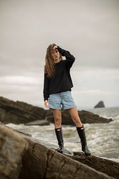 Rubber Boots Outfit, Blundstone Outfits, Sloane Ranger, East Coast Style, Hunter Wellies, Boot Outfits, Coast Style, Wellies Boots