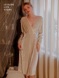 Velvet lace-up robe for women winter Simple and elegant deep V velvet robe Fitted V-neck Robe For Sleep, Fitted V-neck Sleep Robe, Fitted Long Sleeve Solid Robe, Fitted Long Sleeve Solid Color Robe, Elegant V-neck Velvet Dress For Winter, Velvet V-neck Dress For Winter, Elegant V-neck Robe In Solid Color, Elegant Long Sleeve Solid Robe, Elegant Long Sleeve Solid Color Robe