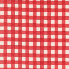 Willows Farm House Gingham Barn Red 56108 21 by Deb Strain- 1/2 Yard 100% cotton We will refund all shipping overages charged as you add items to your cart. Thanks for your business. Cotton Gingham Fabric, Metallic Christmas, Apple Theme, Farm Scene, Red Barns, Red Gingham, Farm Yard, Gingham Print, Riley Blake Designs