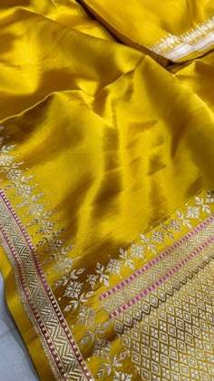 Handwoven Pure Mashru Silk plain Kaduwa Weaving border Saree... White Kanjivaram Saree Silk, Paithani Silk Traditional Wear With Embroidered Border For Puja, Festive Paithani Silk Traditional Wear With Embroidered Border, Festive Yellow Sharara With Embroidered Border, Festive Yellow Embroidered Sharara, Silk Traditional Wear With Embroidered Border For Puja, Yellow Embroidered Sharara For Navratri, Yellow Sharara With Embroidered Border For Navratri, Yellow Sharara With Embroidered Border