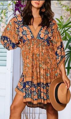 Flowy Dress Pattern, Women Boho Style, Flowy Dresses, Amazing Clothes, Boho Style Outfits, Boho Style Dresses, Rust Dress